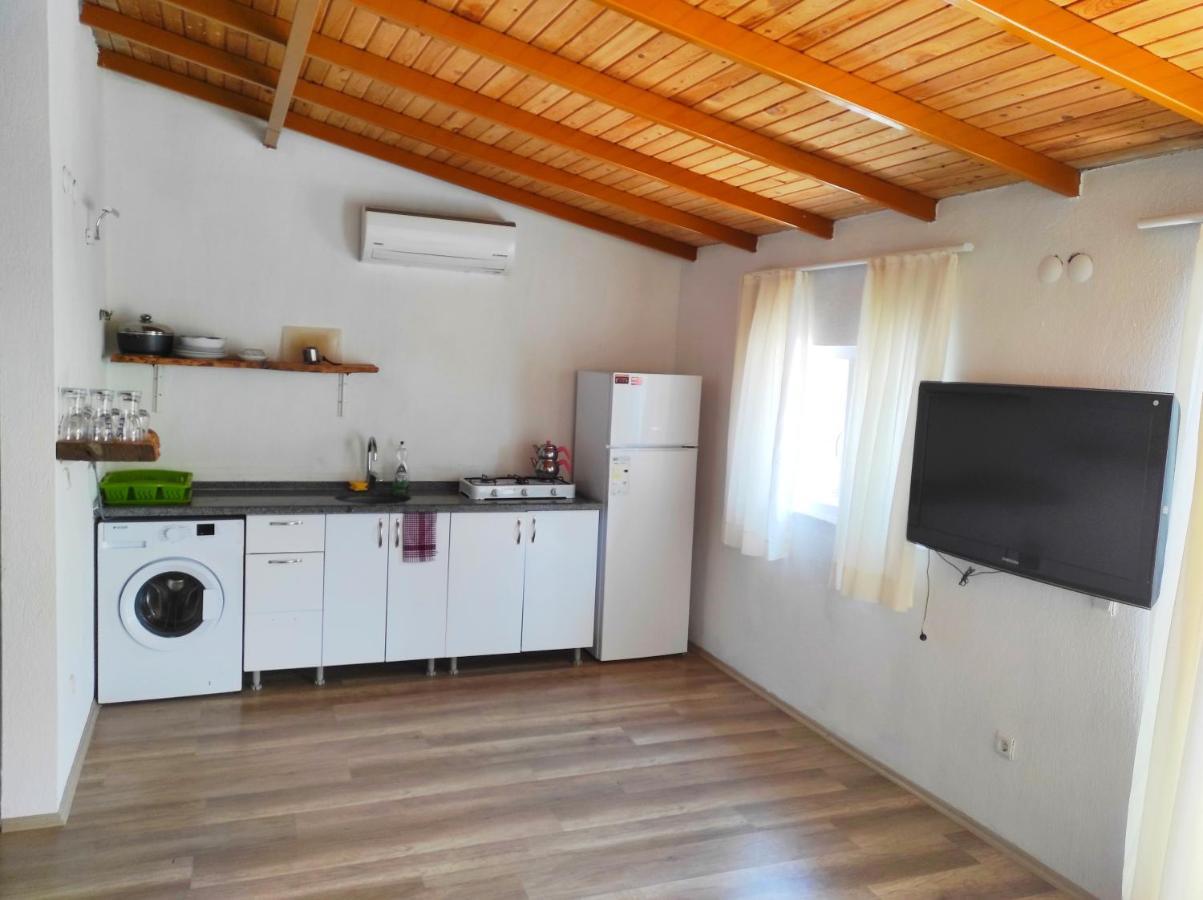 Likya Sup Apart Kas Exterior photo
